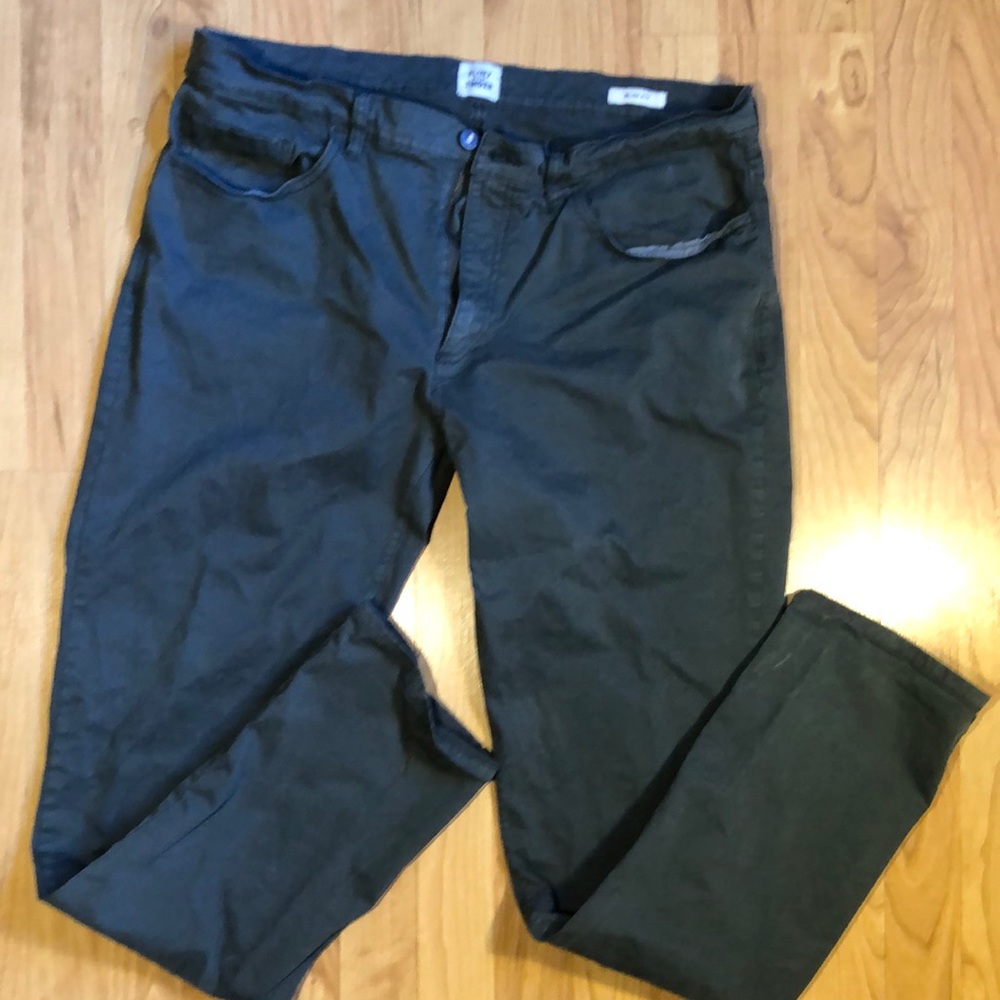 Flint and Tinder, slim fit pants